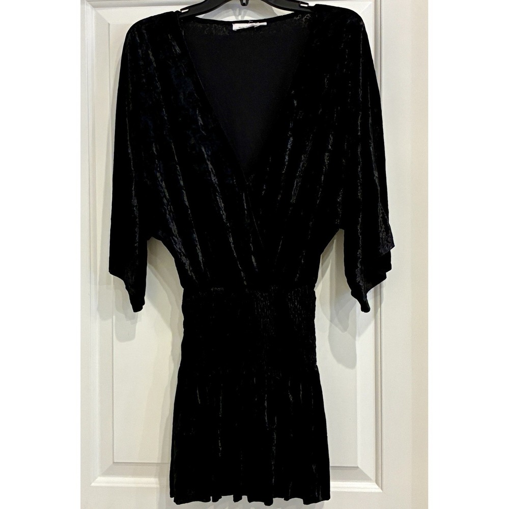 Skylar + Madison Black Crushed Velvet 90s Glam Romper Skort Deep‎ V-neck Size S